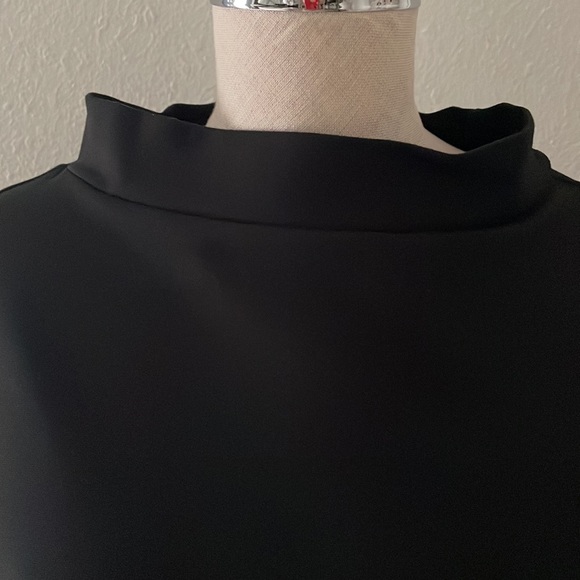 Ann Taylor top - Picture 2 of 3